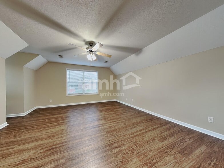 Building Photo - 4515 Everwood Oak Ln