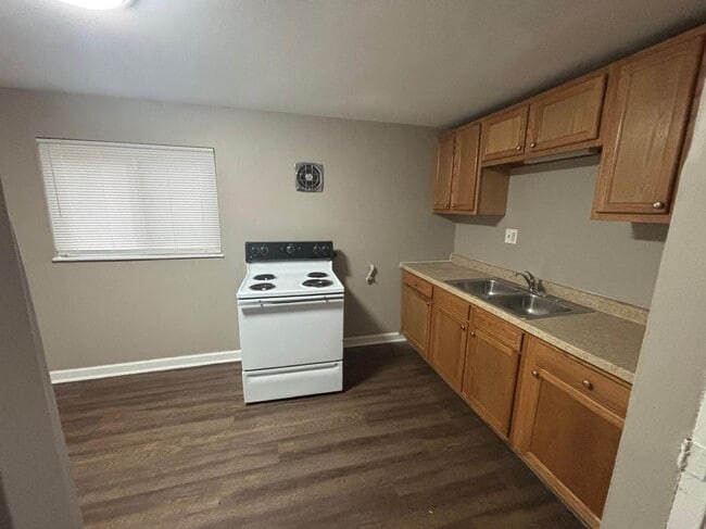 Building Photo - 3717 Beulah Rd