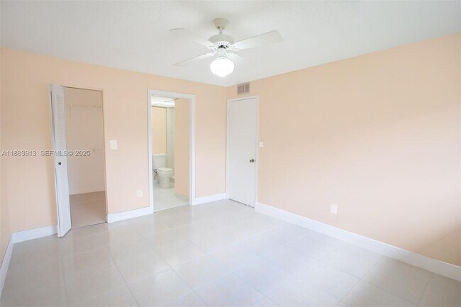 Building Photo - 9711 W McNab Rd