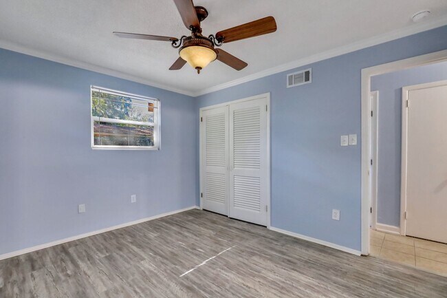 Building Photo - Ranch Home off of Skidaway Rd.