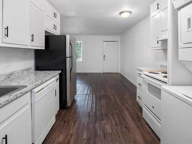 Building Photo - 2540 Joe Jerkins Blvd