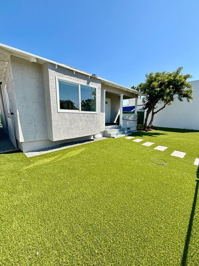 Building Photo - Beautiful Logan Heights Remodeled House