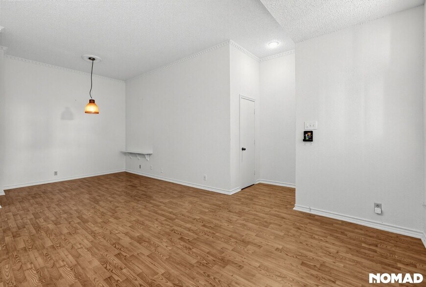 Building Photo - 3319 Reagan St