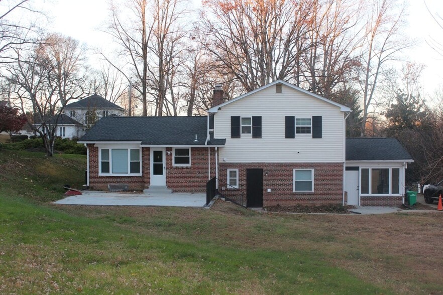 Building Photo - 14013 Gadsen Ct