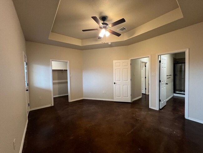 Building Photo - 3/2 Duplex in New Braunfels, TX