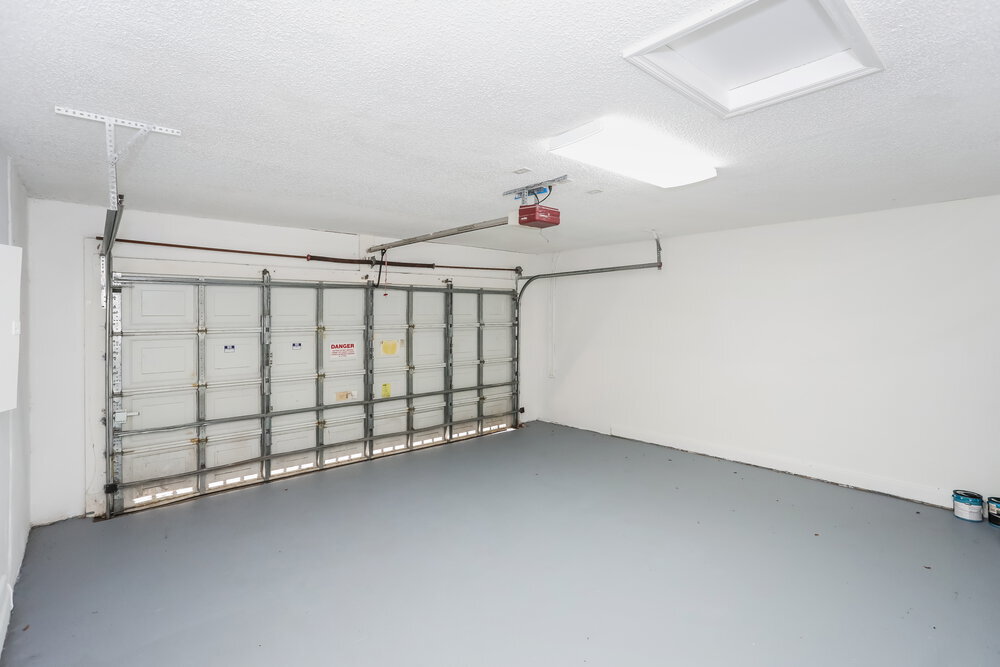 Building Photo - 1414 E Harmony Lake Cir
