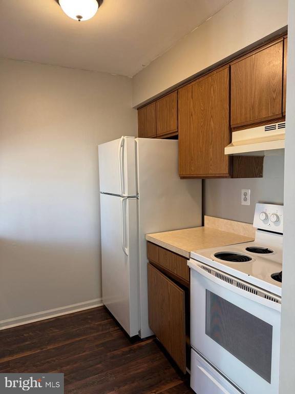 Building Photo - 721 Timber Ln