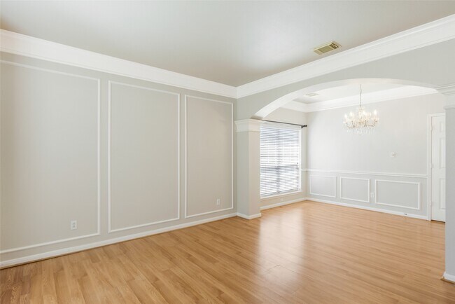 Building Photo - 3410 Santa Isabel Ct