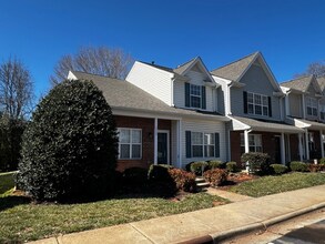 Building Photo - 2540 Halle Ann Cir