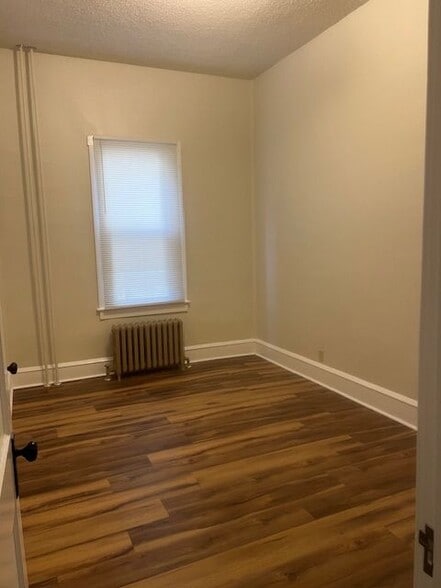 Building Photo - 156 S Third Street Lehighton