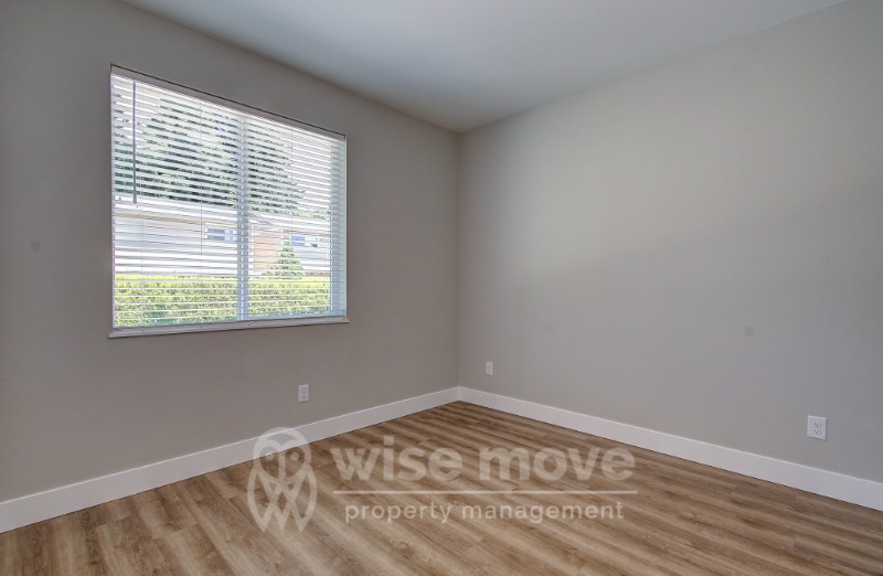 Building Photo - 1311 N Garrison Rd