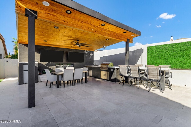 Building Photo - 9558 W Harmony Ln