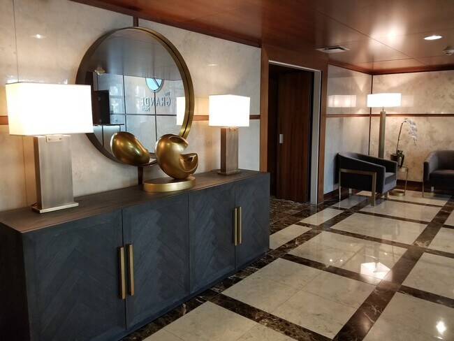 Building Photo - 1199 Pacific Hwy