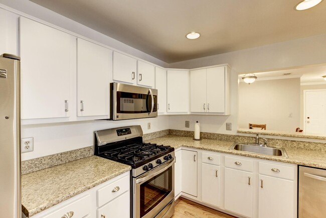 Building Photo - 15307 Diamond Cove Terrace