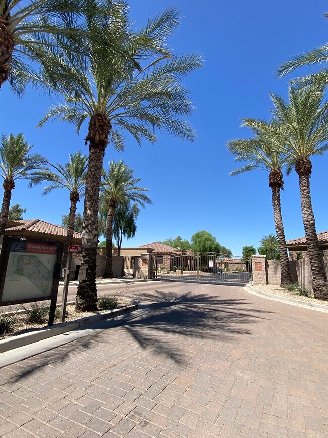 Gated community - 4241 N Pebble Creek Pky