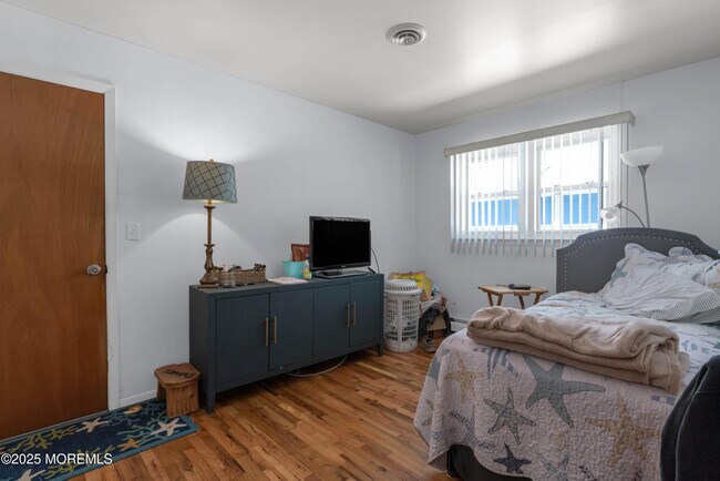 Building Photo - 24 Mt Matterhorn Ln