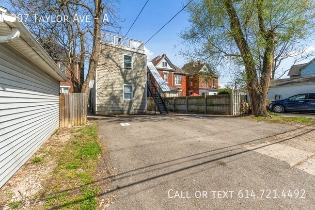 Building Photo - 307 Taylor Ave