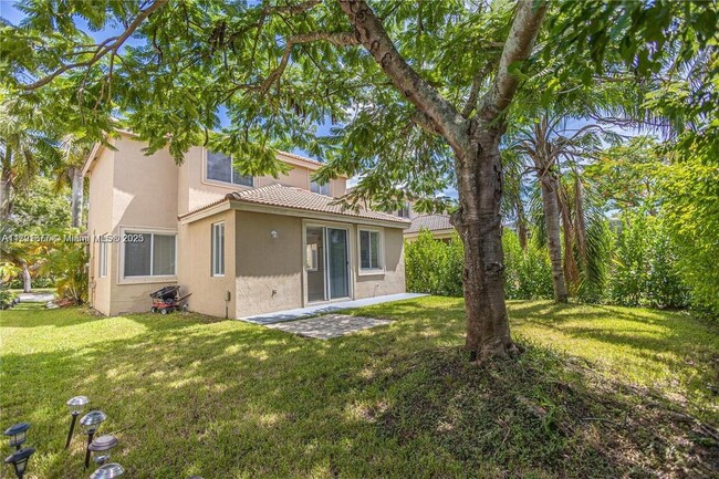 Building Photo - 1028 Golden Cane Dr