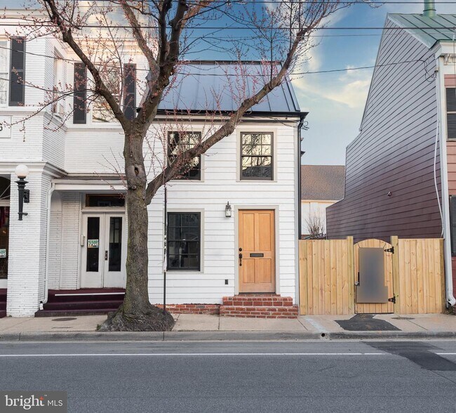 Building Photo - 309 N Patrick St