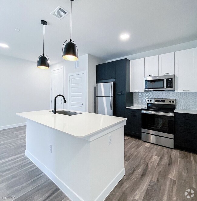 Building Photo - 2 br, 2 bath Condo - 11328 Hero Way W 2bath
