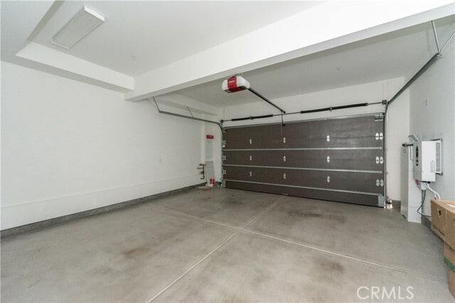Building Photo - 68 Meander