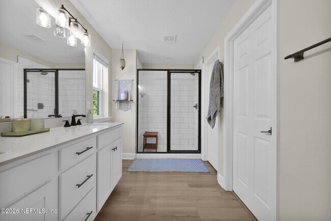 Building Photo - 409 Honeycomb Trl