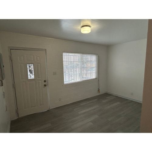 Building Photo - 1610 Rumrill Blvd