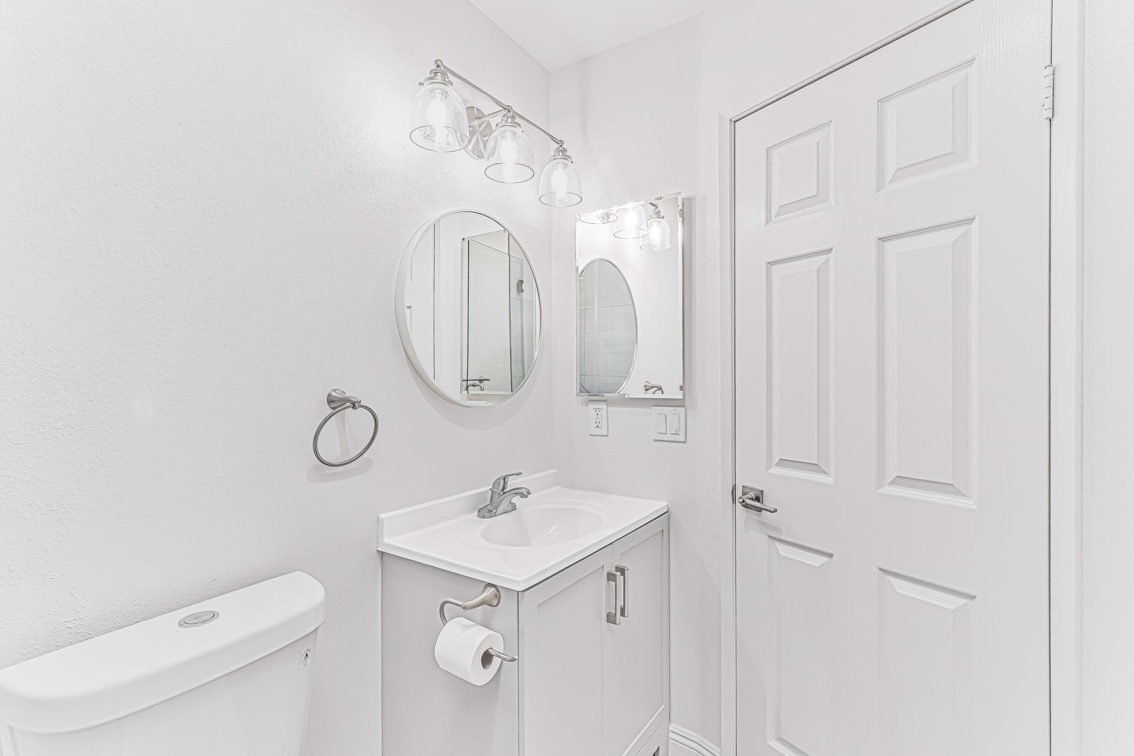 Building Photo - 402 California St