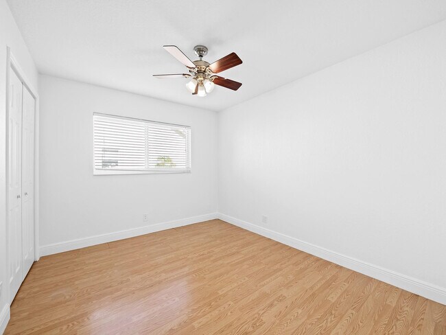 Building Photo - 9541 NW 11th St