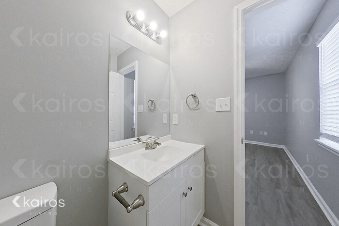 Building Photo - 200 Deer Pkwy