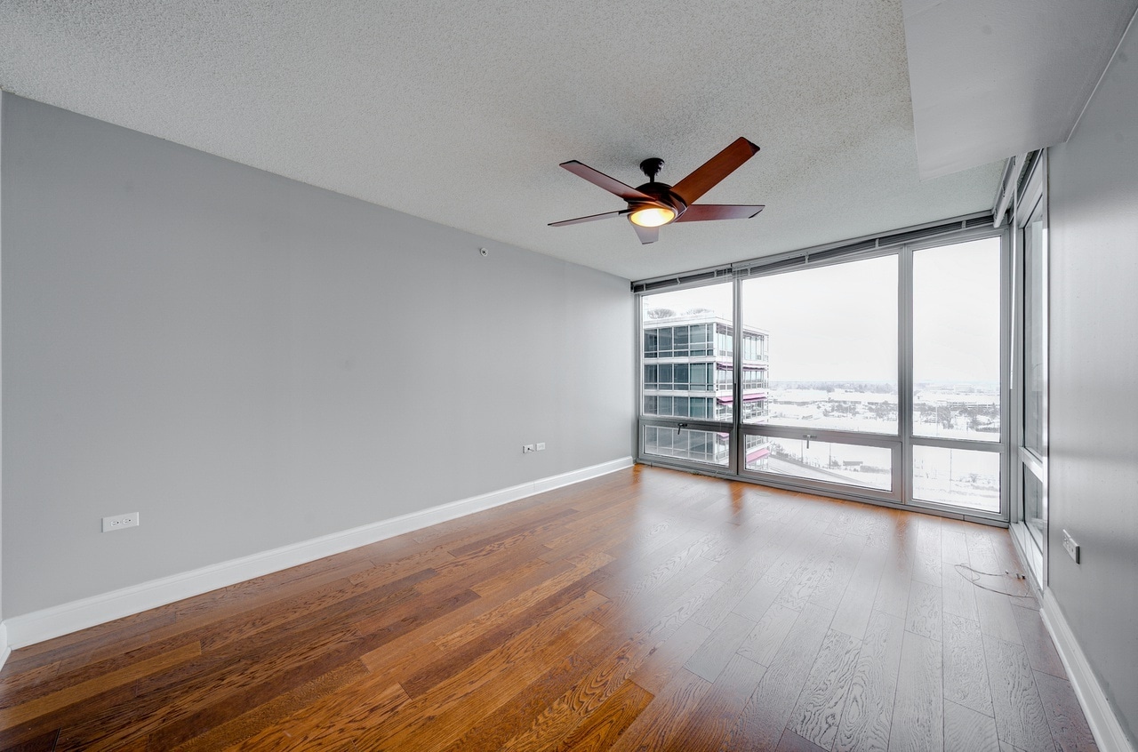 Building Photo - 9655 Woods Dr