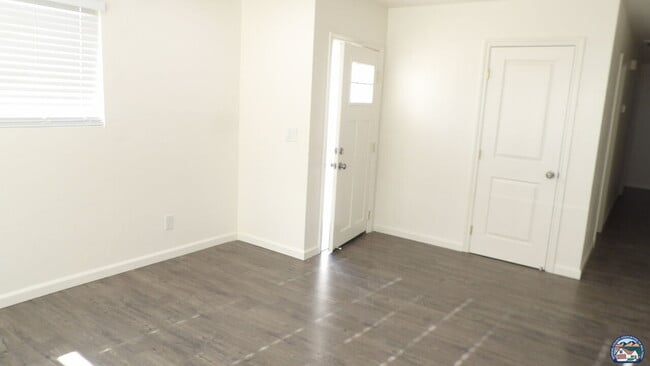 Building Photo - 1167 N 18th St