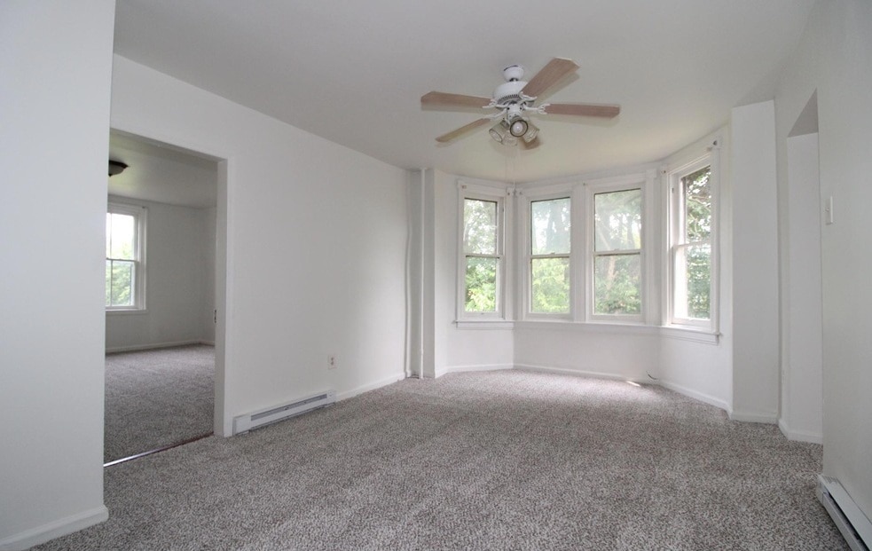 Livingroom - 524 Virginia Ave