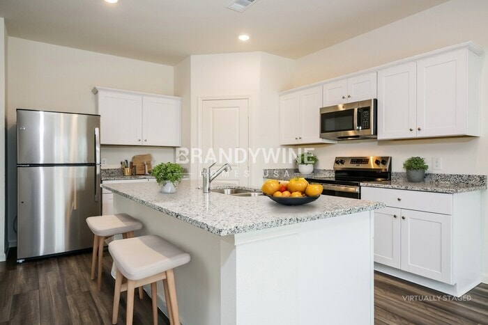 Building Photo - 8256 Muscovy Dr