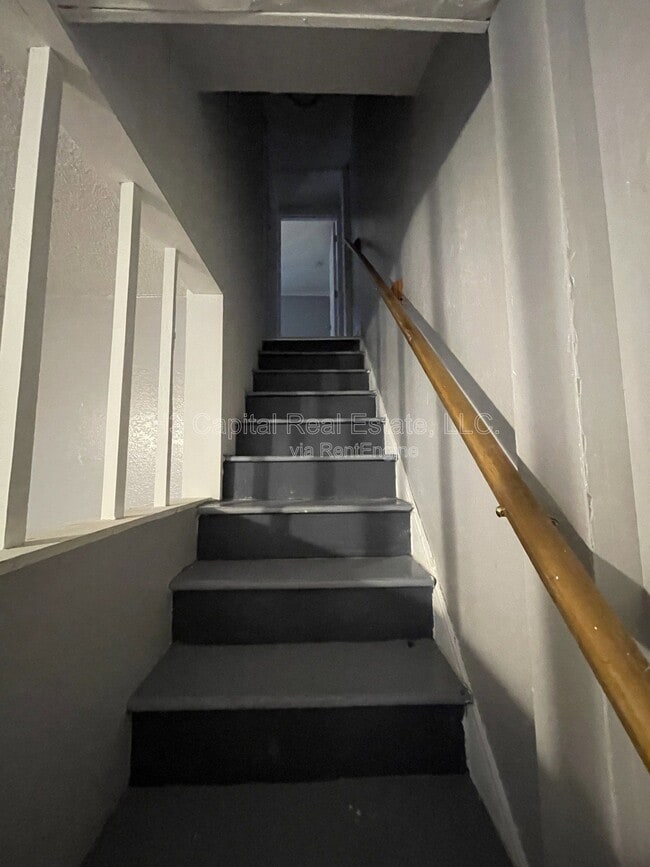 Building Photo - 77 Sunset Ave