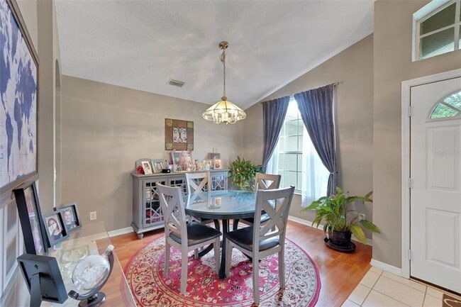 Building Photo - 273 Englenook Dr