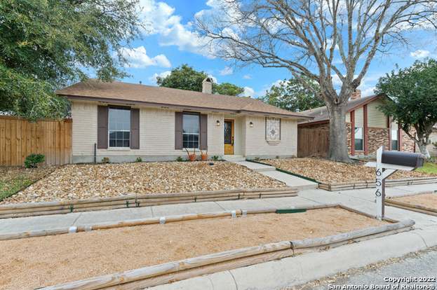 Building Photo - 656 Fern Meadow Dr