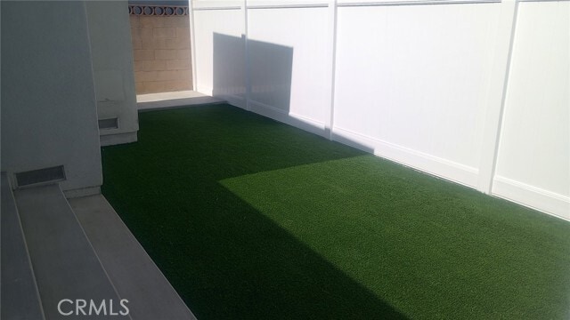 Building Photo - 1907 W 154th Pl