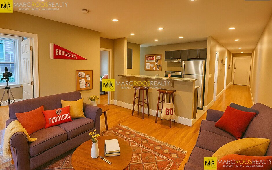 Building Photo - 66 Egmont St