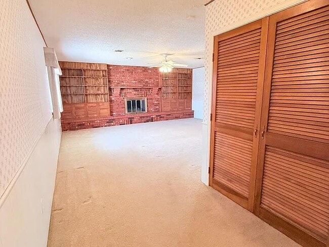 Building Photo - 7708 S Miller Blvd