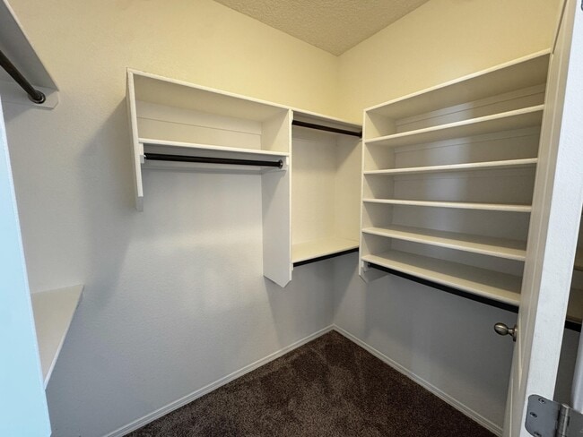 Building Photo - 6732 Oro Valley Rd NW