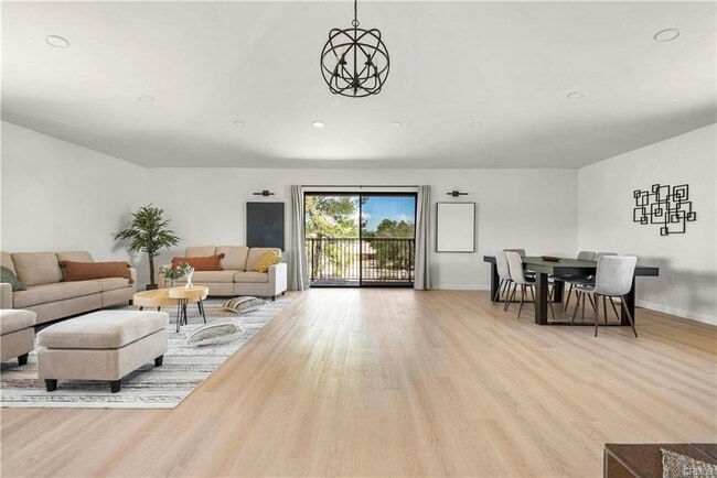 Building Photo - 9150 10th Ave