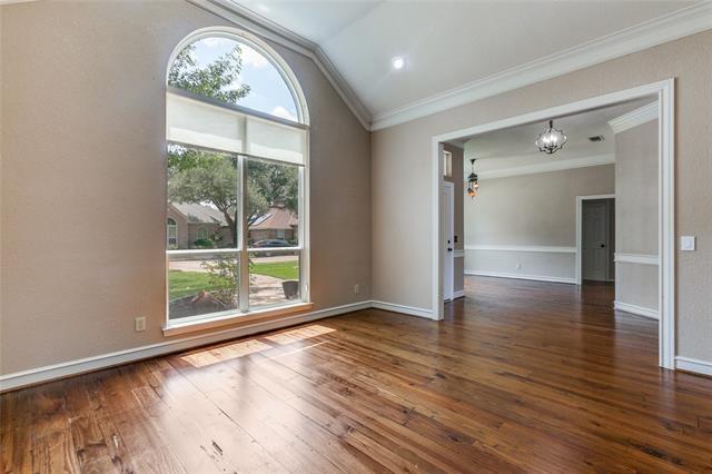 Building Photo - 2405 Beaver Bend Dr
