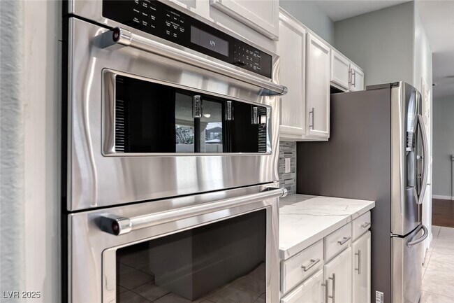 Building Photo - 1002 Prestige Meadows Pl