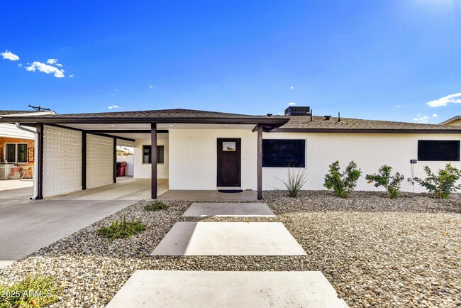 Building Photo - 2223 N 74th St