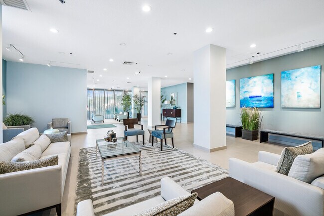 Building Photo - 5540 N Ocean Dr