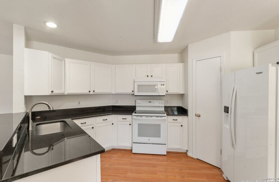 Building Photo - 8207 Galespoint