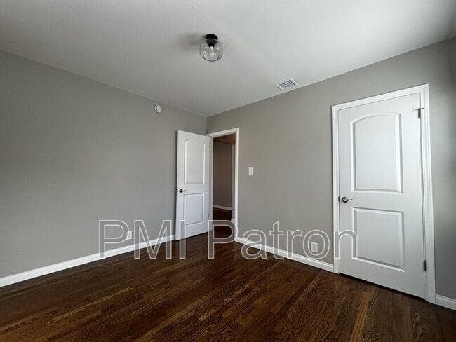 Building Photo - 2830 Harvey Way