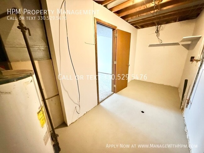 Building Photo - 5286 Charm St SW