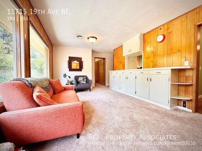 Building Photo - 11715 19th Ave NE